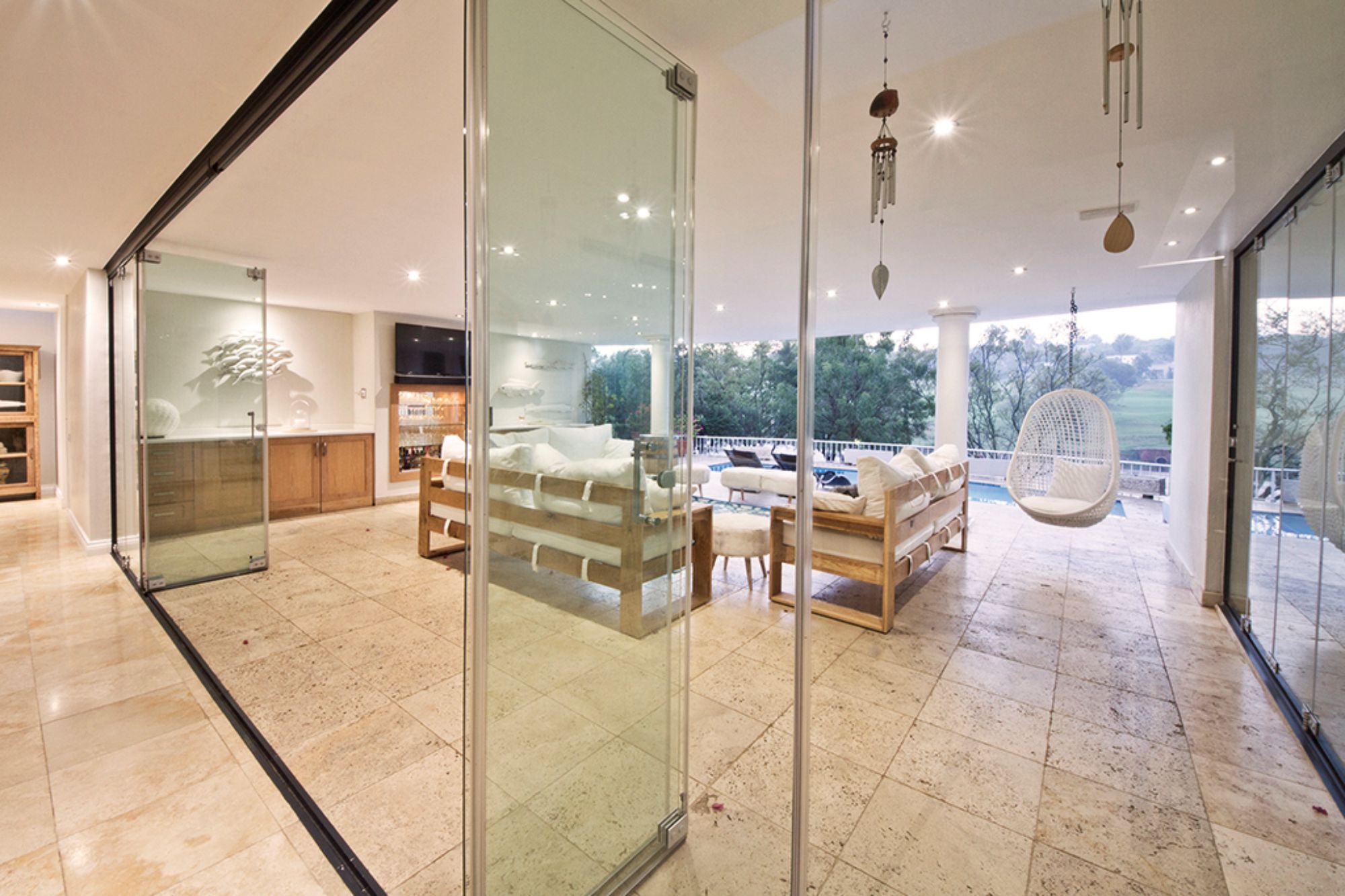 Frameless Showers & Doors